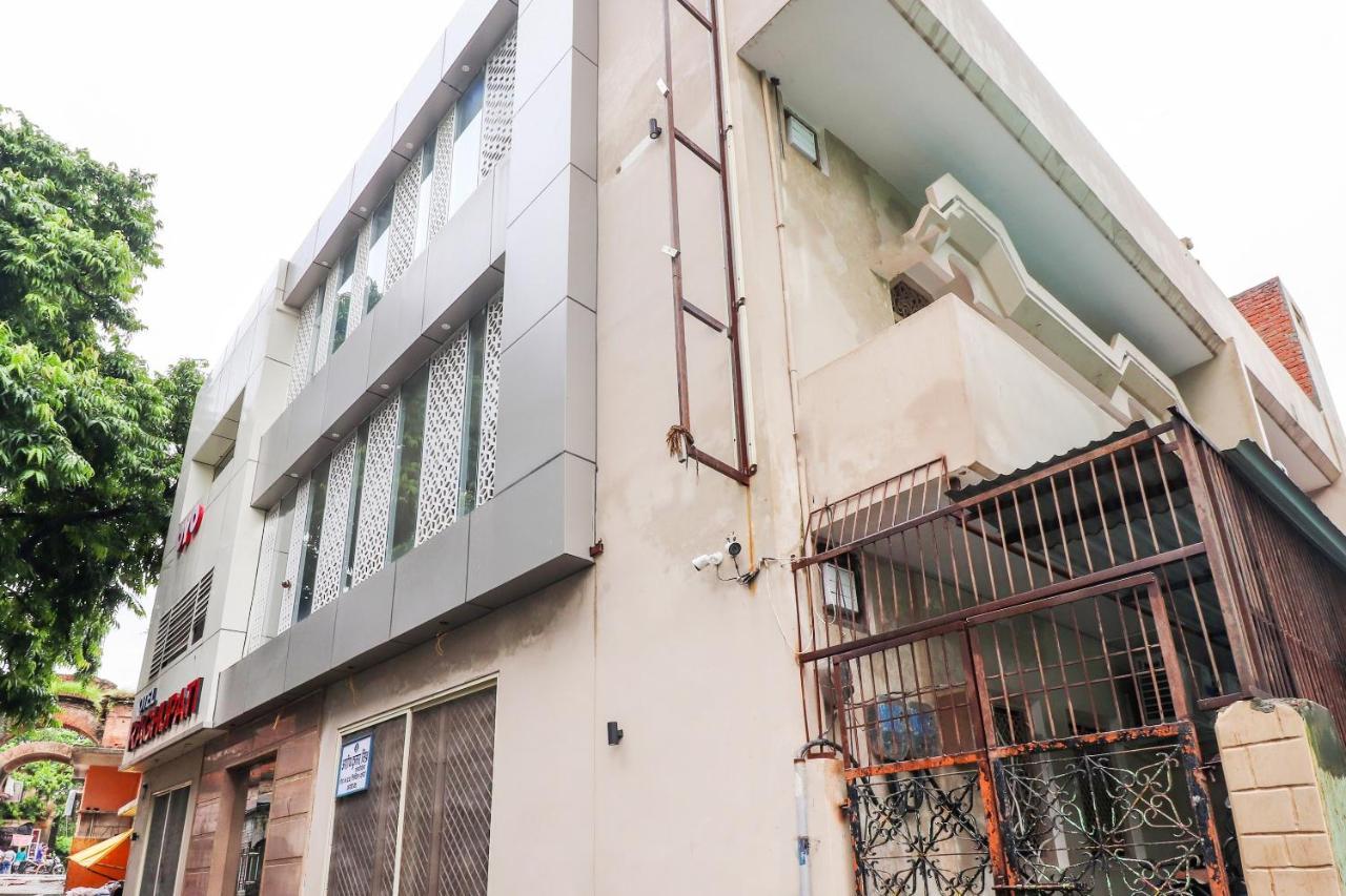 Oyo 26781 Hotel Raghupati Ayodhya Eksteriør bilde